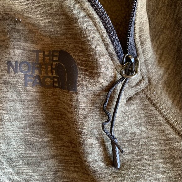 The North Face Women's Canyonlands Asymmetric 1/4 Zip - Picture 5 of 6